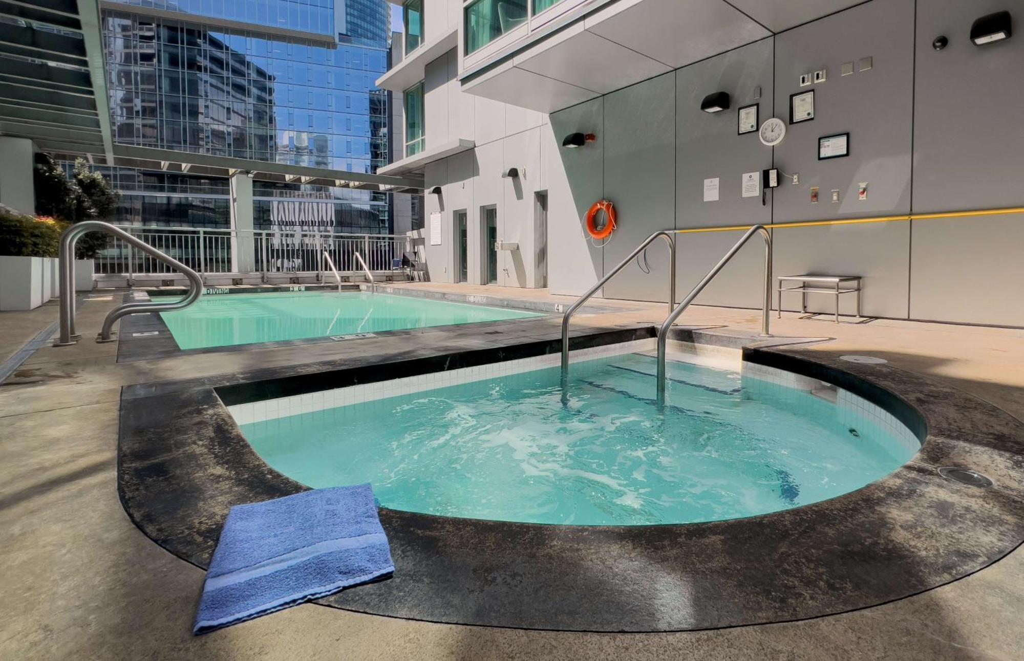 Coast Coal Harbour Vancouver Hotel By Apa Zewnętrze zdjęcie